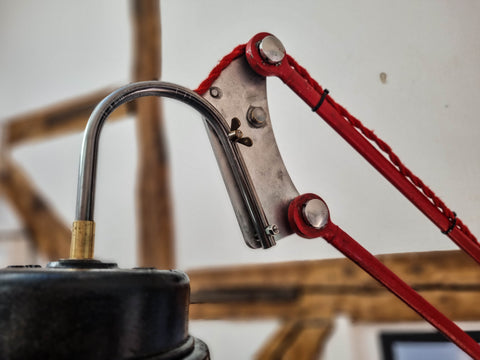 Lampe Architecturale, modèle rouge