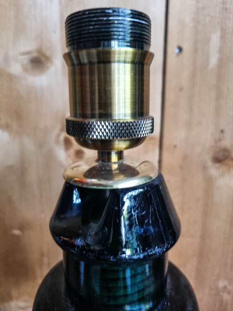 Lampe isolateurs foncés