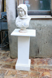 Piedestal en marbre
